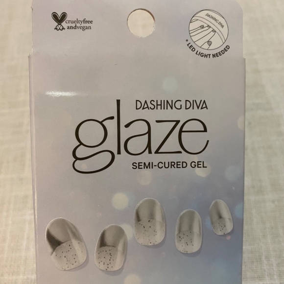 Lot of Dashing Diva Glaze Semi-cured Gel Nail Strips Bells Glitter Silver French - Picture 3 of 16